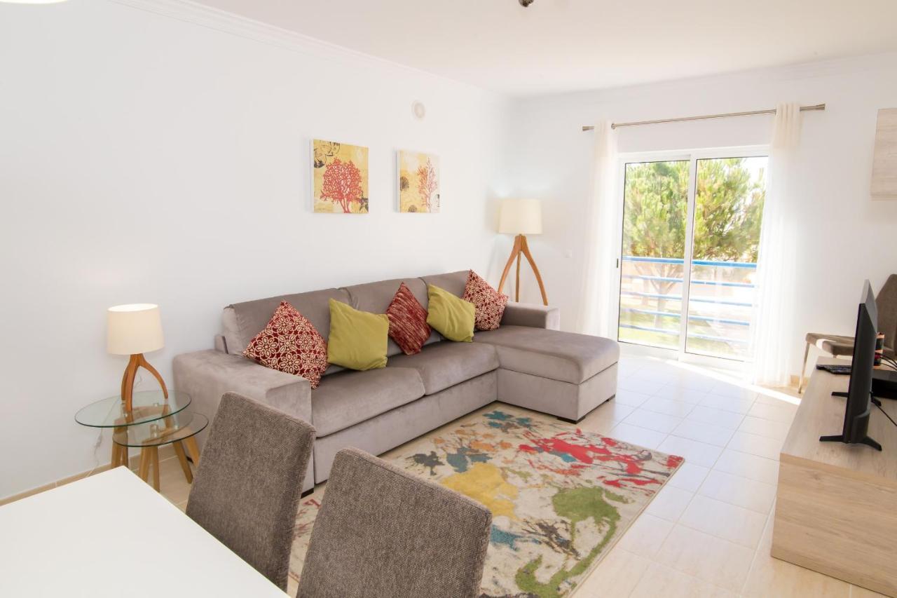 Albufeira Sunny Apartment 2 With Pool By Homing Gale  Экстерьер фото