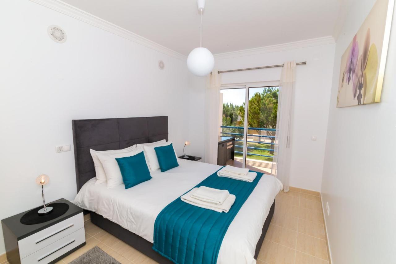 Albufeira Sunny Apartment 2 With Pool By Homing Gale  Экстерьер фото